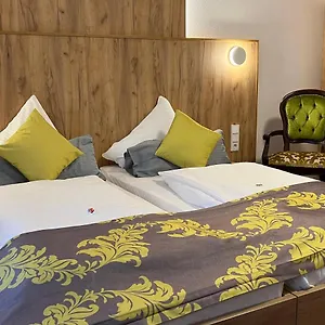 https://haunstetter-hof-haus-2.com-bavaria.com